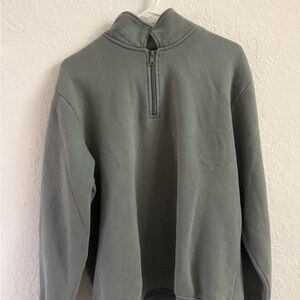 Croft & Barrow Men's Zip-Up Sweater in Gray